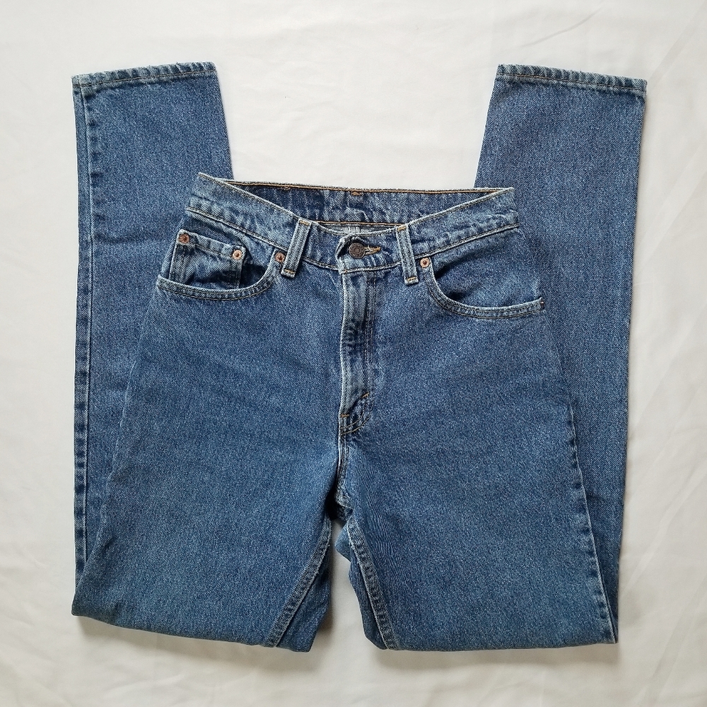 SOLD Levis 550 Jeans
